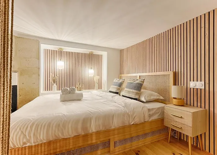 Duplex Atypique Au Coeur Du Sentier